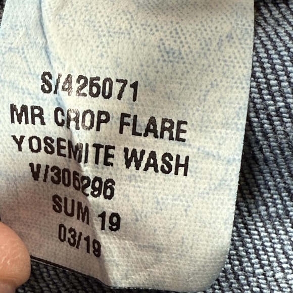 Banana Republic Jeans Womens 29 Mid Rise Crop Flare Raw Hem Dark Wash Denim - Picture 12 of 13